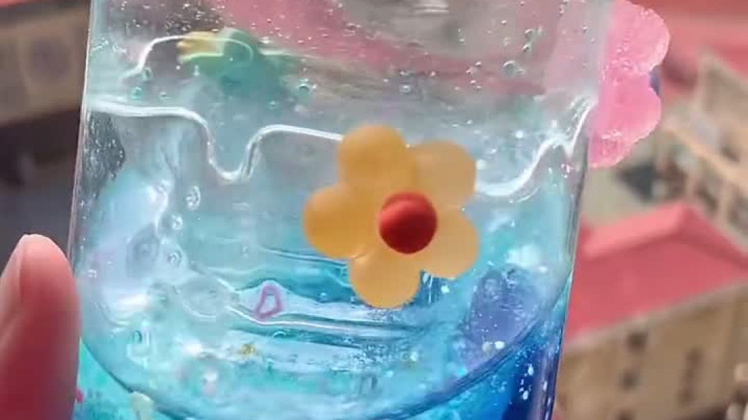 ⁣Making a Beautiful Glass by adding crystals